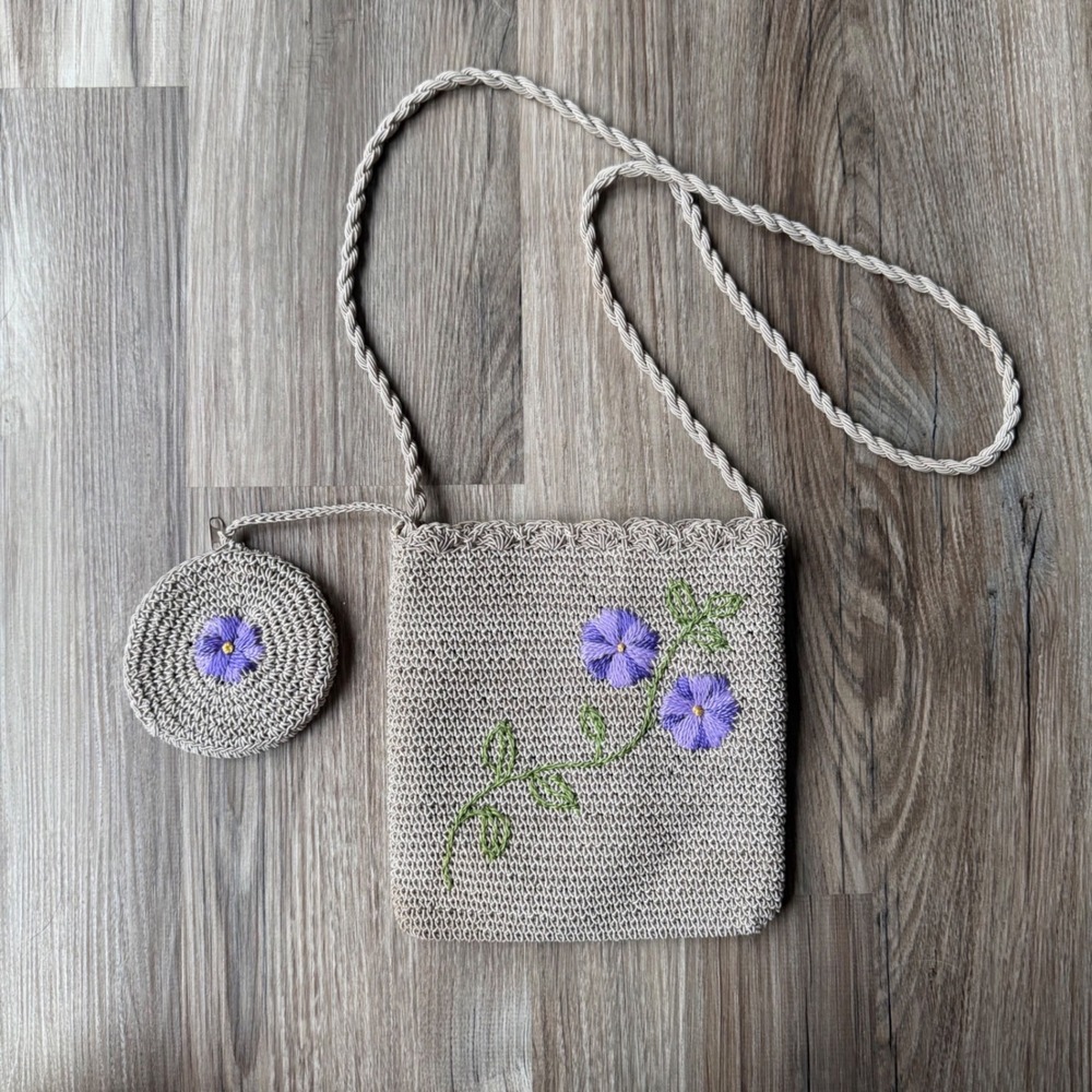 Vintage Crochet Floral Embroidered Crossbody Bag with Matching Coin Pouch Beige